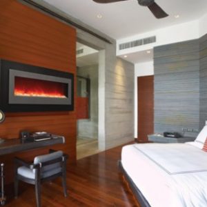 Amantii - WM-FML-62 Linear Electric Fireplace